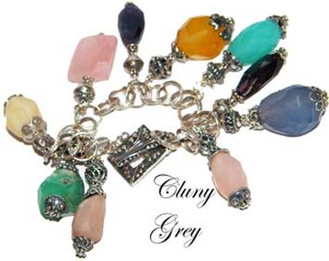 Charm bracelet with chalcedony, chrysoprase, opal, moonstone, rose quartz and sterling silver. 